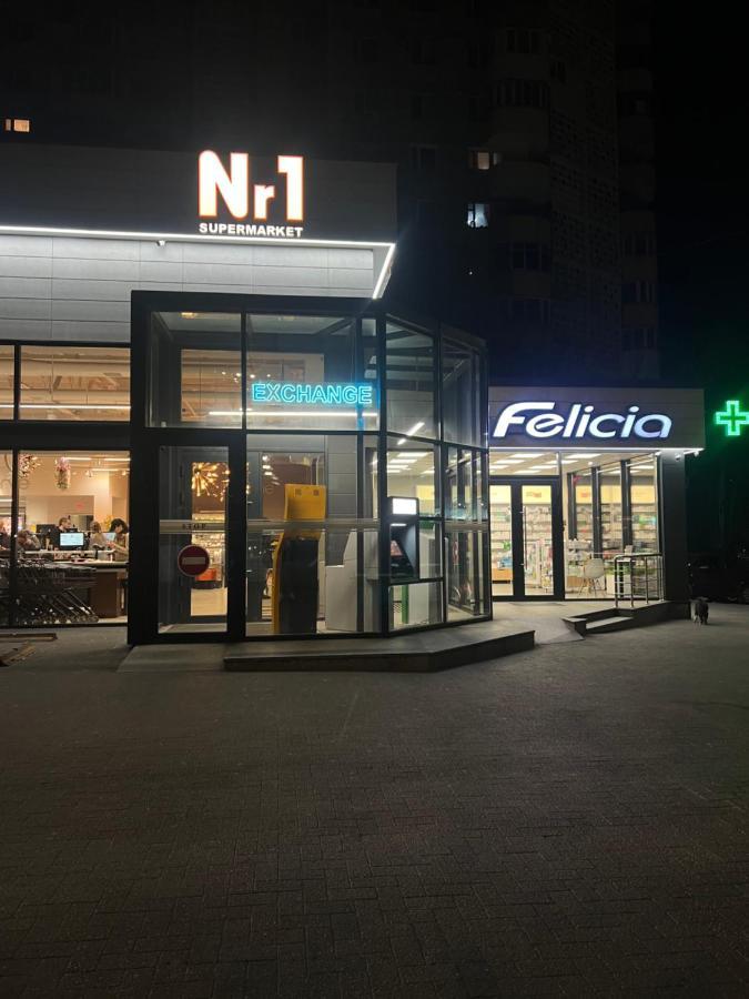 Hi-Tech Aparts Chişinău Eksteriør billede